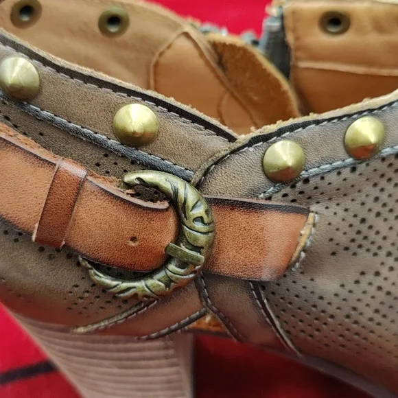 L' Artiste by Spring Step Kacie Ankle Booties 6.5-7 - Picture 10 of 11